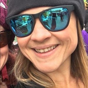 Meet your Posher, Stacie